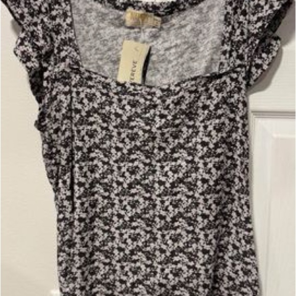 Black and White Floral Top